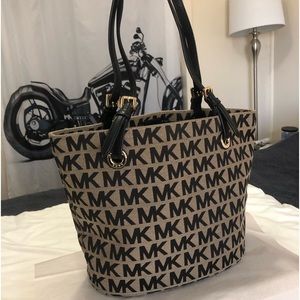 NWOT Michael Kors Logo Tote